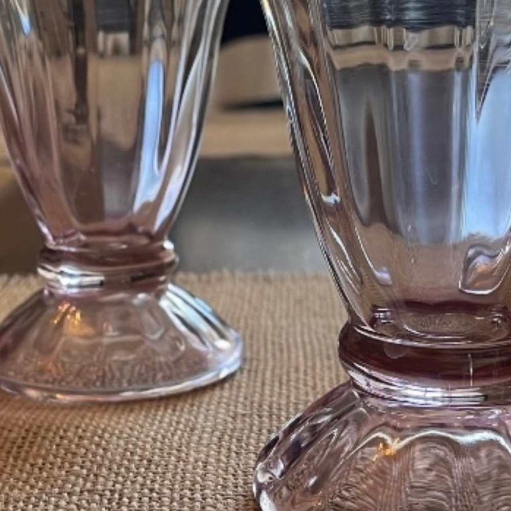 Set of 4 vintage Libbey Sundae glasses